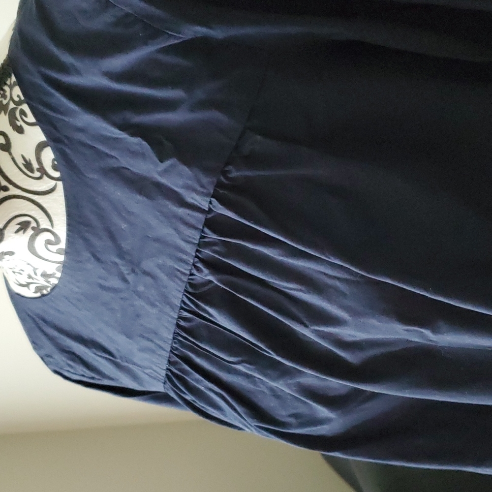 LOFT navy blue blouse with embroidery. - Picture 4 of 7